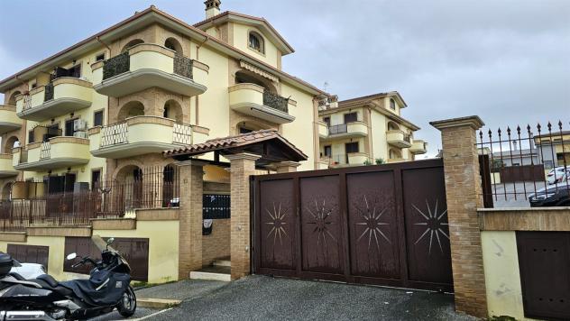 appartamento in vendita a Fonte Nuova in zona Torre Lupara