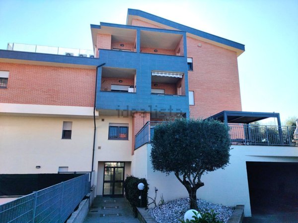 appartamento in vendita a Fonte Nuova in zona Torre Lupara