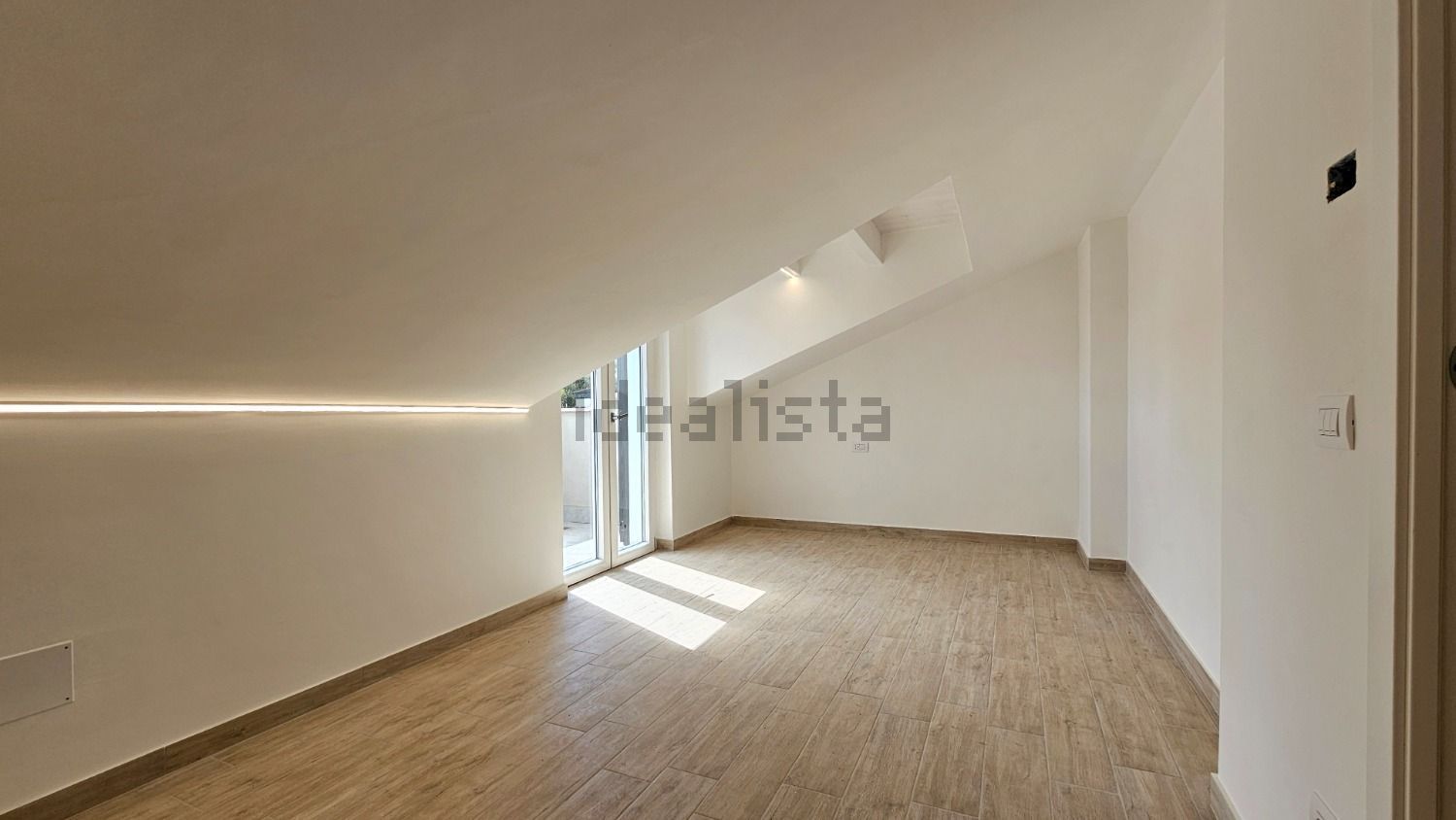 casa indipendente in vendita a Fonte Nuova in zona Santa Lucia