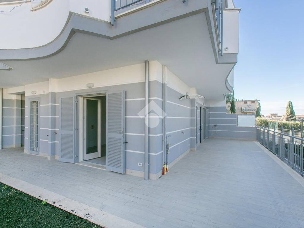 appartamento in vendita a Fonte Nuova in zona Torre Lupara