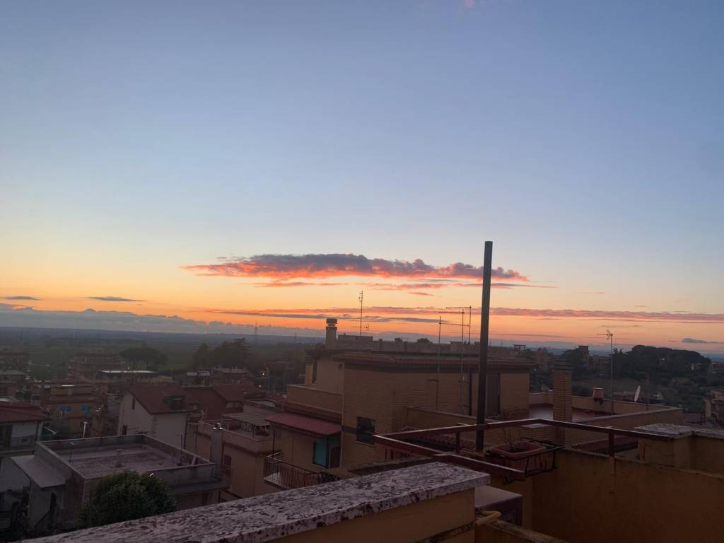 appartamento in vendita a Fonte Nuova in zona Torre Lupara