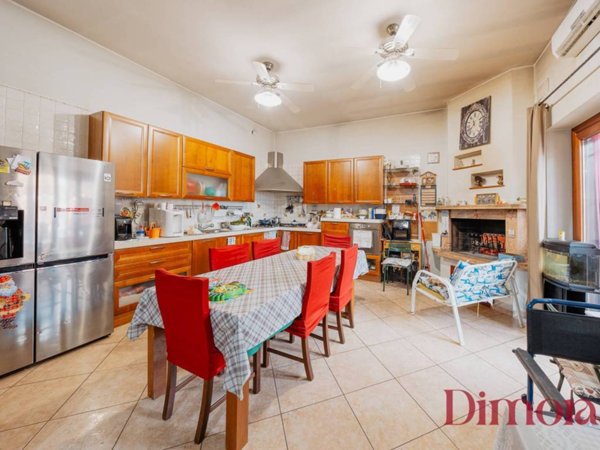 appartamento in vendita a Fonte Nuova in zona Torre Lupara