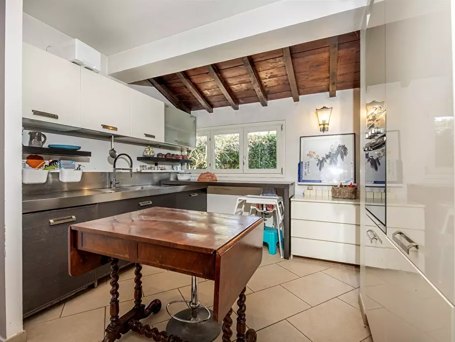 casa indipendente in vendita a Fonte Nuova in zona Santa Lucia