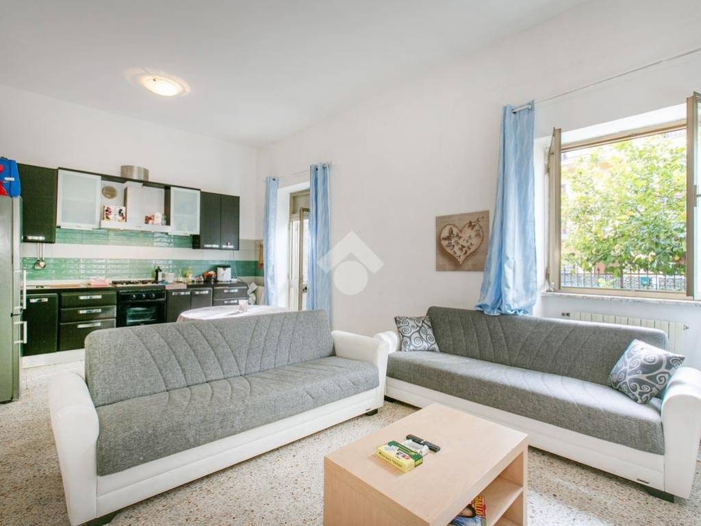 appartamento in vendita a Fonte Nuova in zona Torre Lupara