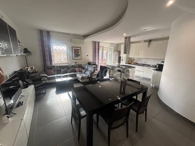 appartamento in vendita a Fonte Nuova in zona Torre Lupara