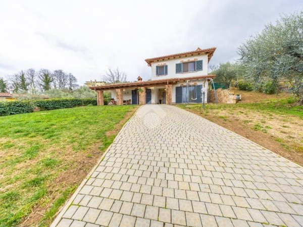 casa indipendente in vendita a Fonte Nuova