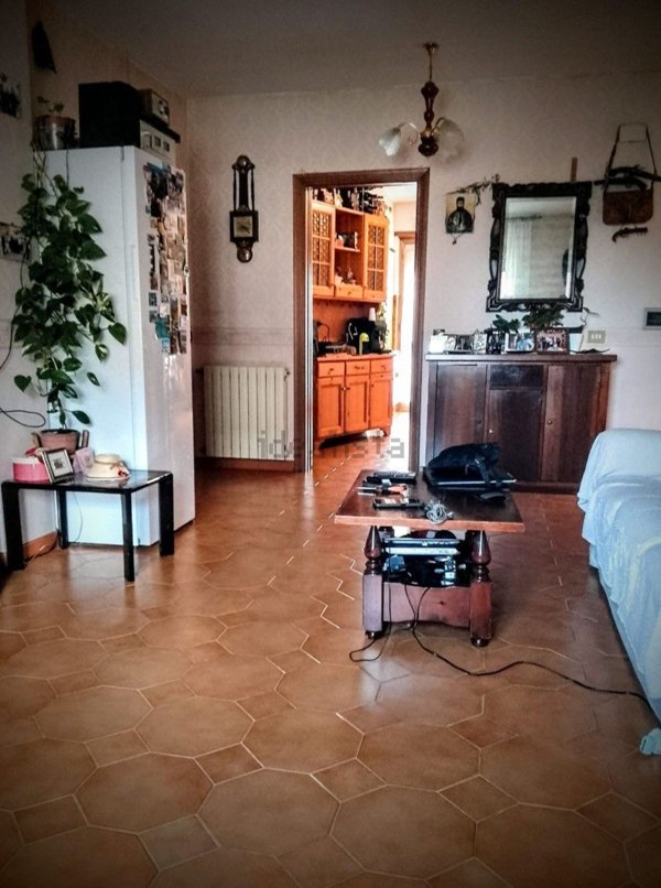 appartamento in vendita a Fonte Nuova in zona Santa Lucia