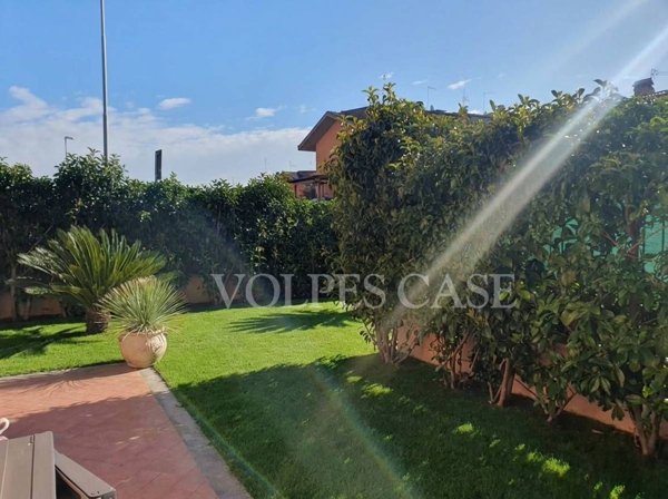 appartamento in vendita a Fonte Nuova in zona Torre Lupara