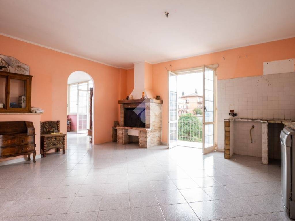 appartamento in vendita a Fonte Nuova in zona Torre Lupara