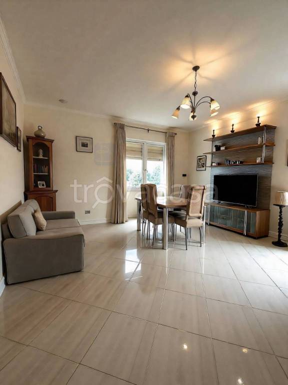 appartamento in vendita a Fonte Nuova in zona Santa Lucia