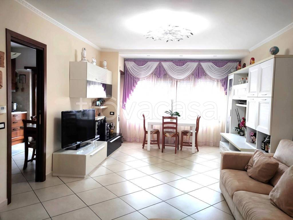 appartamento in vendita a Fonte Nuova in zona Torre Lupara