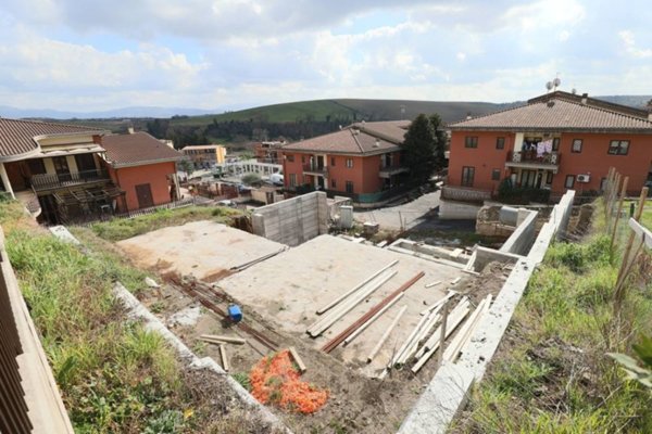 casa indipendente in vendita a Fonte Nuova in zona Santa Lucia