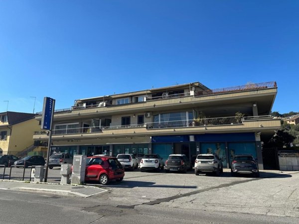 appartamento in vendita a Fonte Nuova in zona Santa Lucia