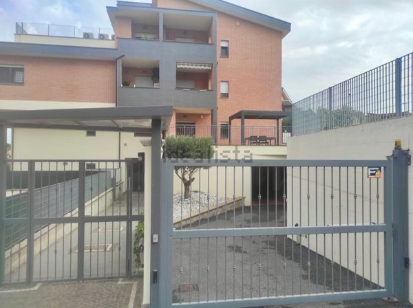 appartamento in vendita a Fonte Nuova in zona Torre Lupara