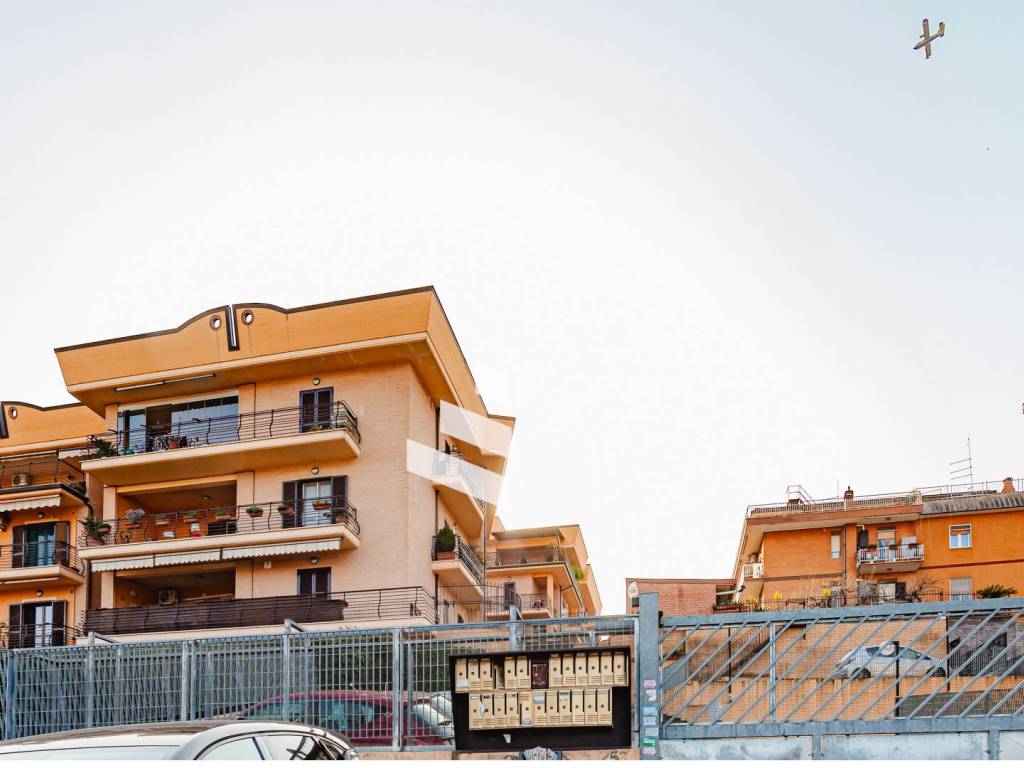 appartamento in vendita a Fonte Nuova in zona Santa Lucia