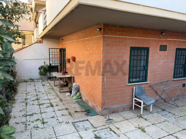 appartamento in vendita a Fonte Nuova in zona Torre Lupara