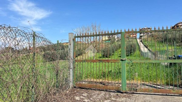 casa indipendente in vendita a Fonte Nuova in zona Torre Lupara