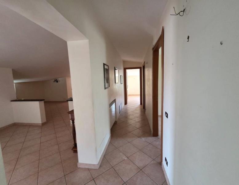 casa indipendente in vendita a Fonte Nuova in zona Santa Lucia