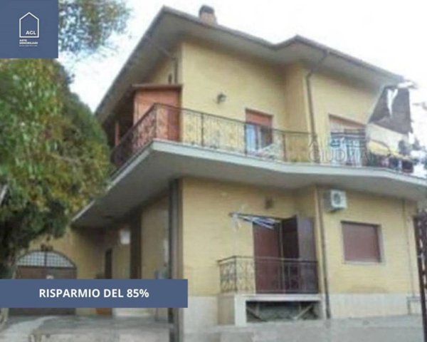 appartamento in vendita a Fonte Nuova in zona Santa Lucia