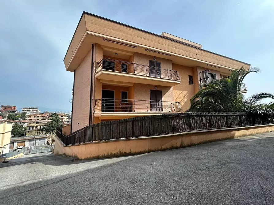 appartamento in vendita a Fonte Nuova in zona Santa Lucia