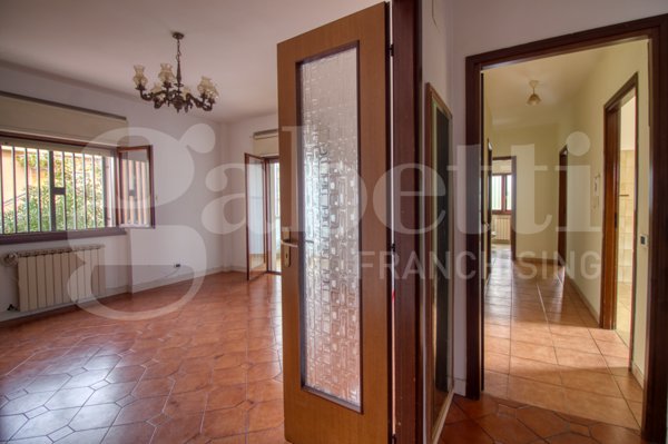 appartamento in vendita a Fonte Nuova in zona Torre Lupara