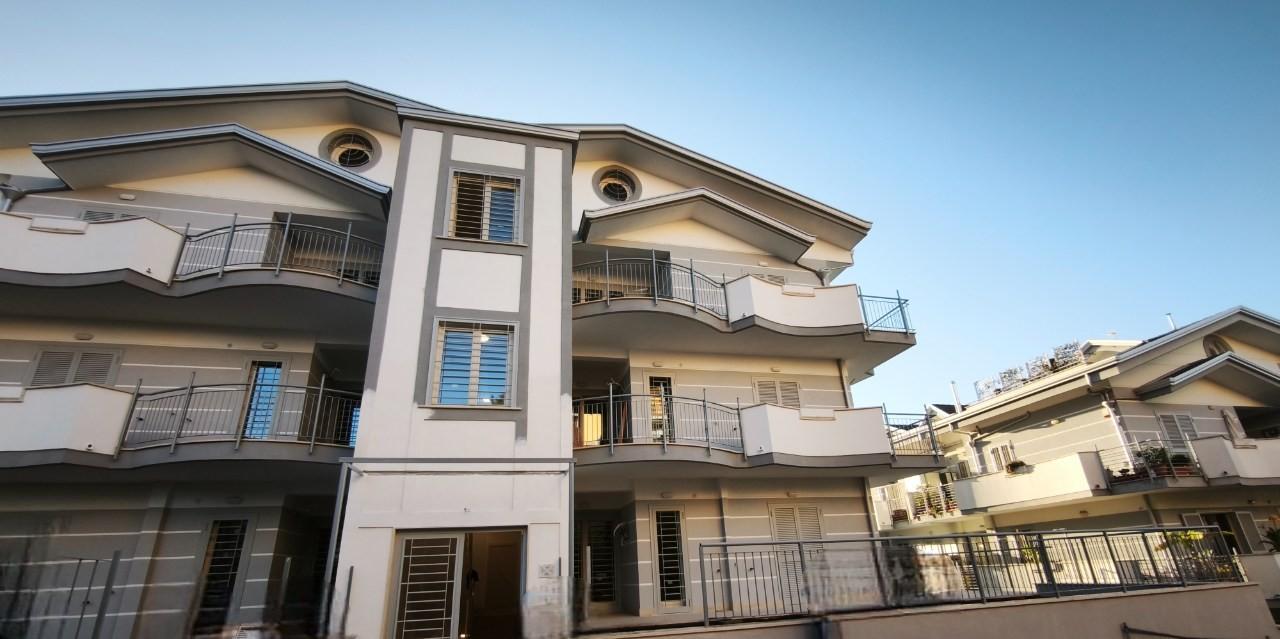 appartamento in vendita a Fonte Nuova in zona Torre Lupara