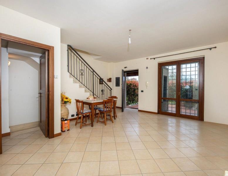 casa indipendente in vendita a Fonte Nuova in zona Torre Lupara