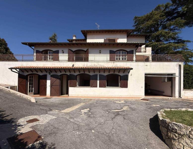casa indipendente in vendita a Fonte Nuova in zona Santa Lucia