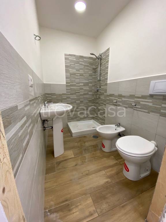 appartamento in vendita a Fonte Nuova in zona Santa Lucia