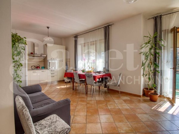 appartamento in vendita a Fonte Nuova in zona Torre Lupara