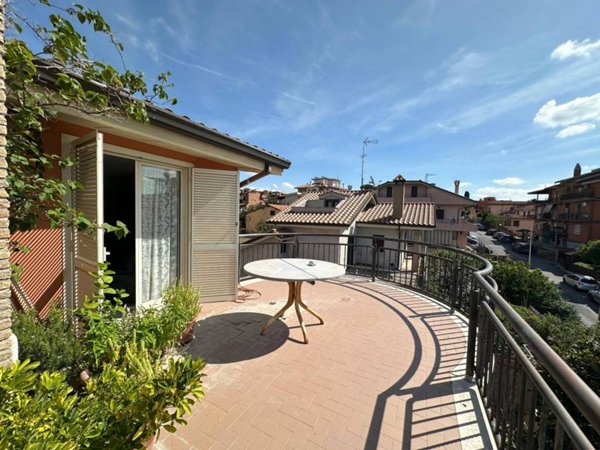 appartamento in vendita a Fonte Nuova in zona Torre Lupara