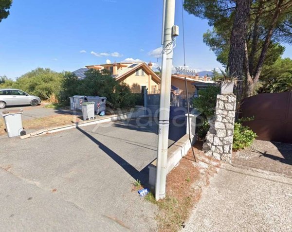 appartamento in vendita a Fonte Nuova in zona Santa Lucia