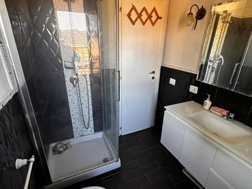 appartamento in vendita a Fonte Nuova in zona Santa Lucia