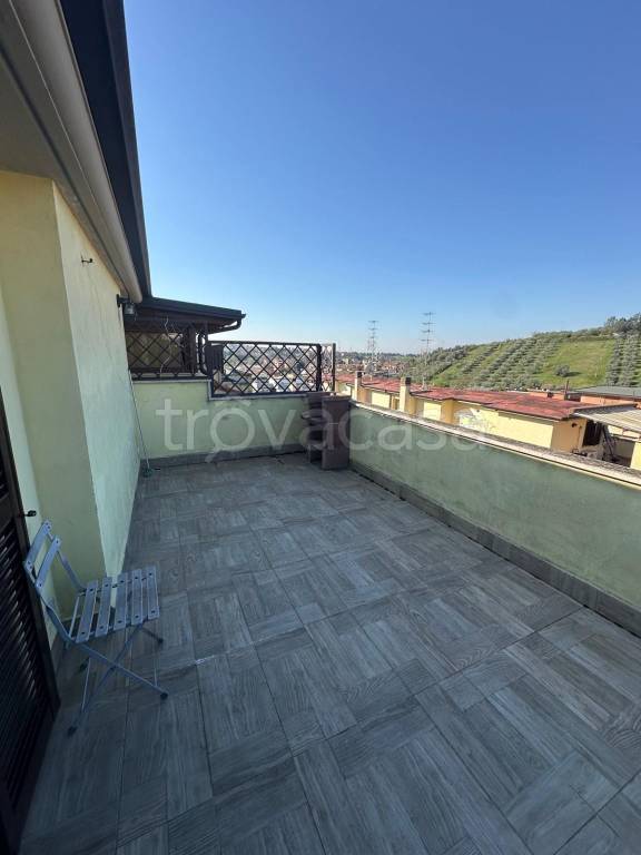 appartamento in vendita a Fonte Nuova in zona Santa Lucia