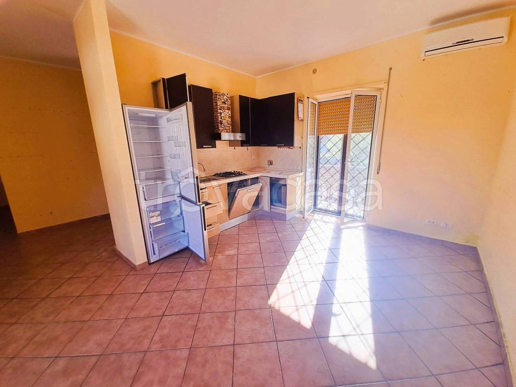 appartamento in vendita a Fonte Nuova in zona Torre Lupara