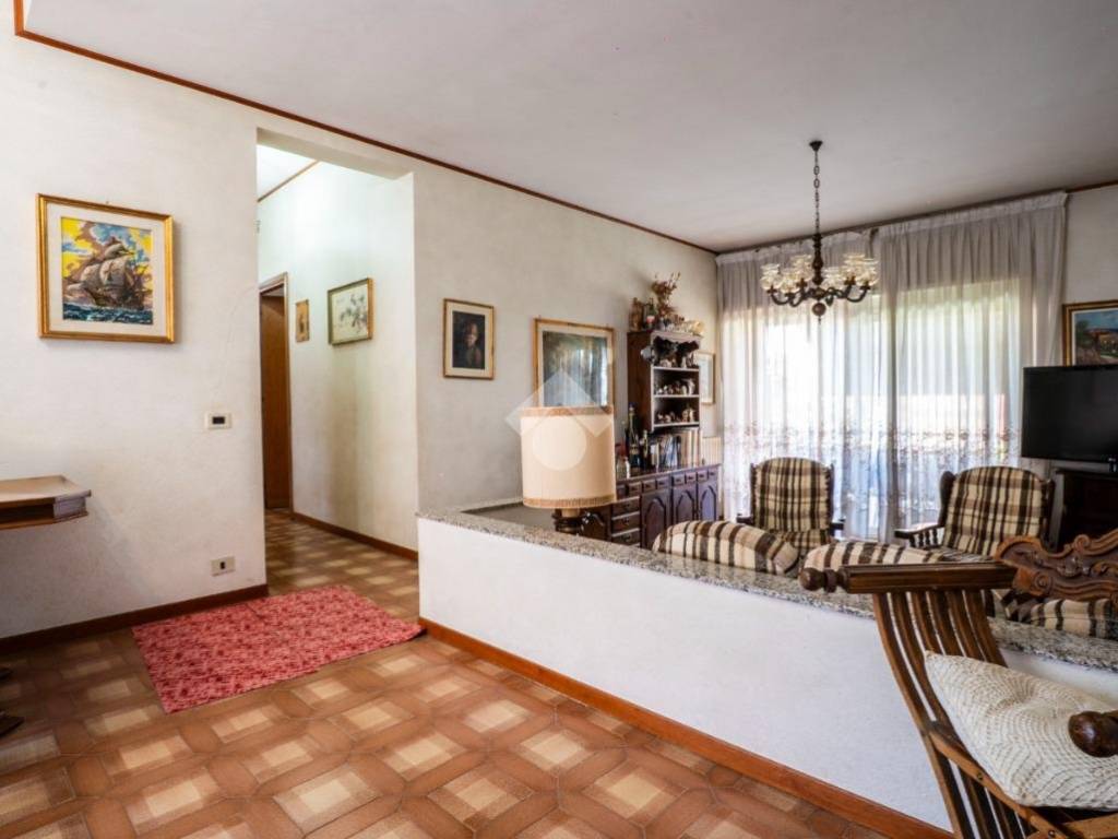 appartamento in vendita a Fonte Nuova in zona Torre Lupara