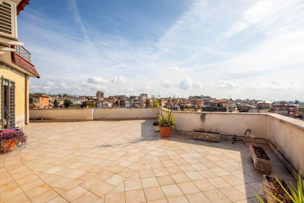 appartamento in vendita a Fonte Nuova in zona Torre Lupara