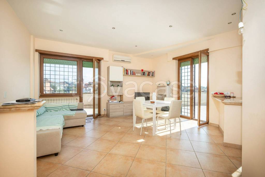 appartamento in vendita a Fonte Nuova in zona Torre Lupara