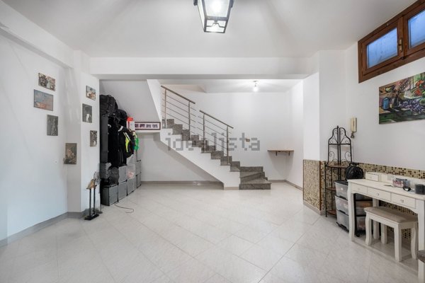 appartamento in vendita a Fonte Nuova in zona Torre Lupara