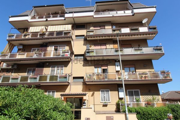 appartamento in vendita a Fonte Nuova in zona Torre Lupara