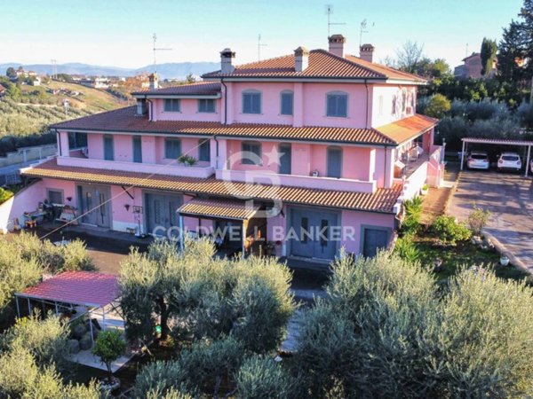 casa indipendente in vendita a Fonte Nuova in zona Torre Lupara