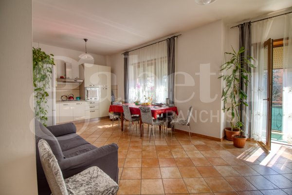 appartamento in vendita a Fonte Nuova in zona Torre Lupara
