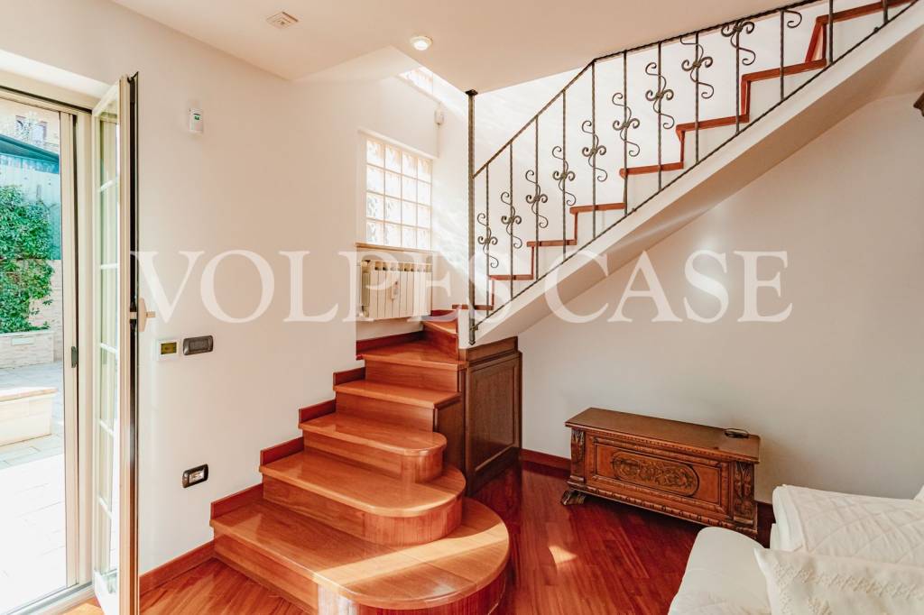 casa indipendente in vendita a Fonte Nuova in zona Torre Lupara