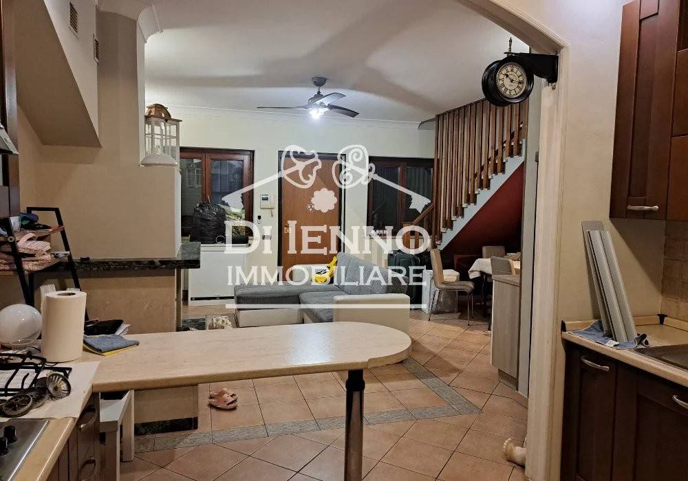 casa indipendente in vendita a Fonte Nuova in zona Santa Lucia