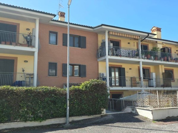 appartamento in vendita a Fonte Nuova in zona Torre Lupara