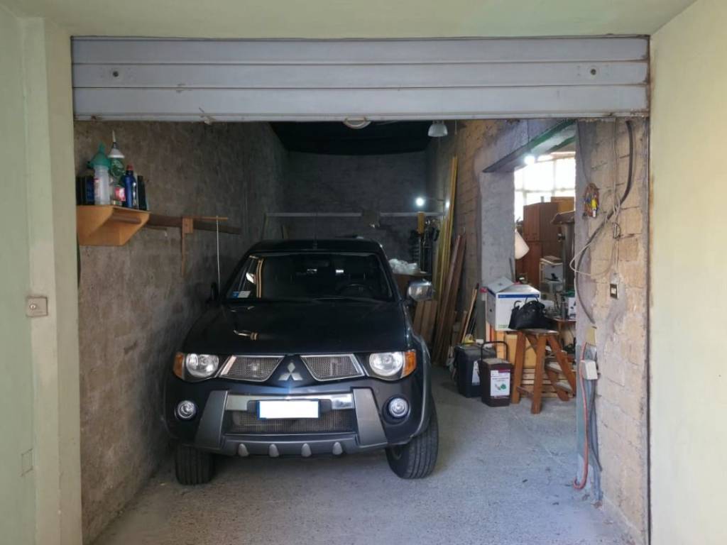 negozio in vendita a Fonte Nuova in zona Torre Lupara