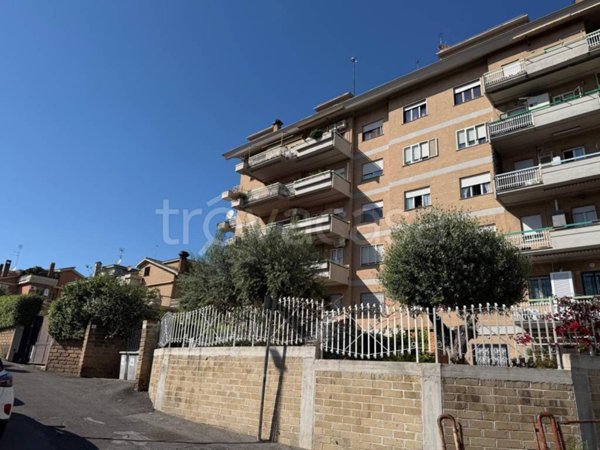 appartamento in vendita a Fonte Nuova in zona Torre Lupara