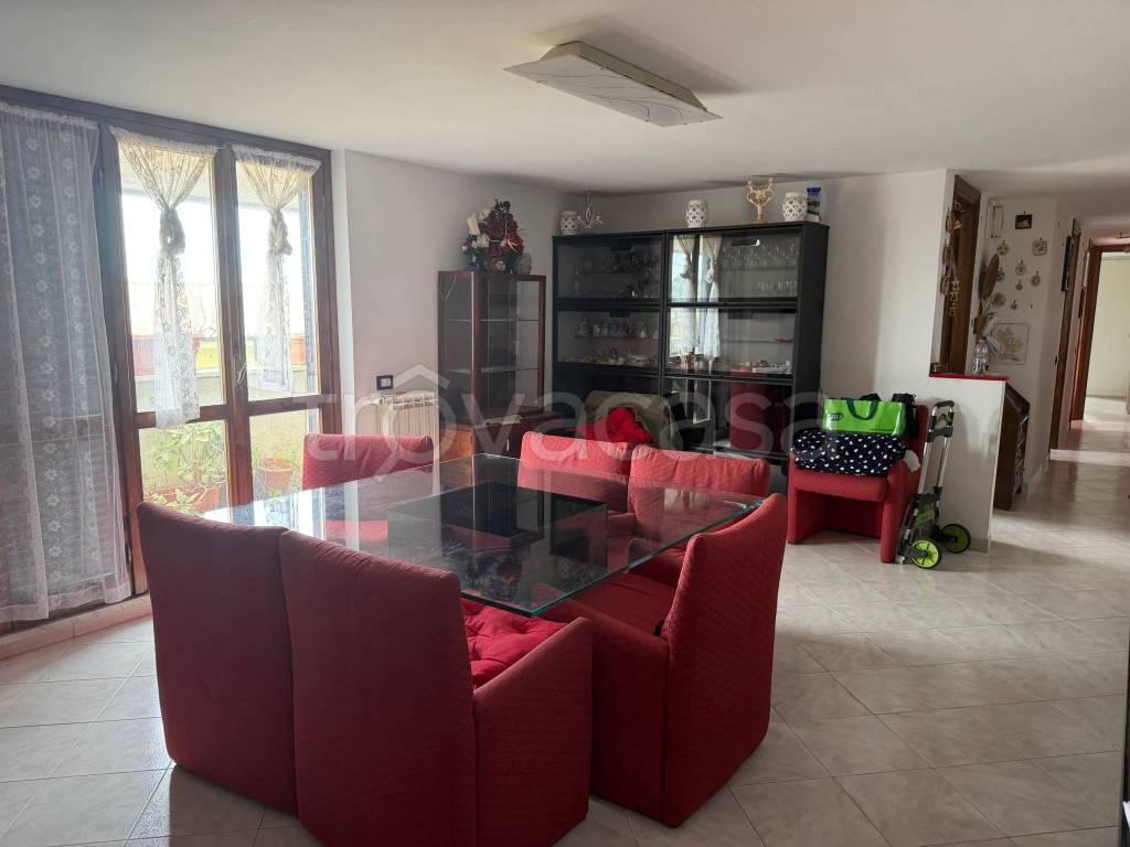 appartamento in vendita a Fonte Nuova in zona Torre Lupara