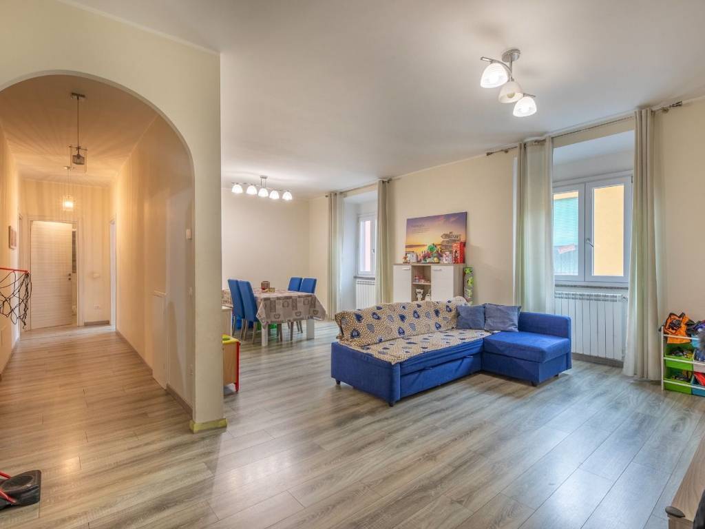 appartamento in vendita a Fonte Nuova in zona Torre Lupara