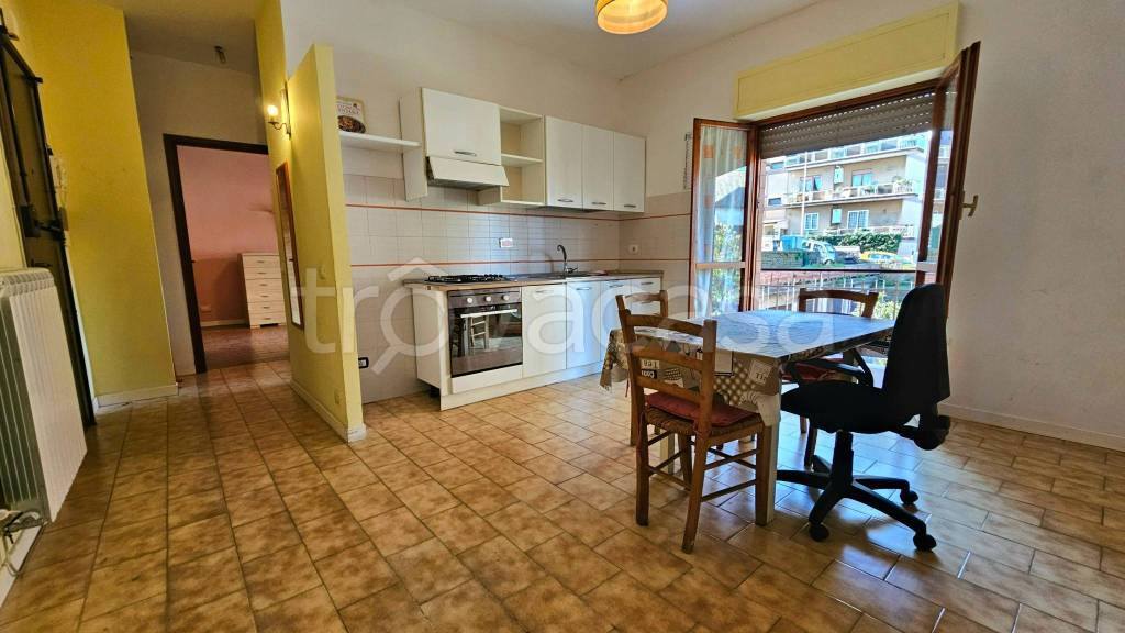 appartamento in vendita a Fonte Nuova in zona Torre Lupara